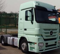 Mercedes-Benz Actros 1844 شاحنة اكتروس