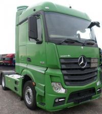 Mercedes-Benz Actros 1842 شاحنة اكتروس 