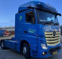 Mercedes-Benz Actros 1845 اكتروس عدد 9 شاحنات