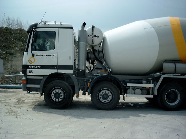 خلاط اسمنت مكعب متر 9 اكتروس  3244