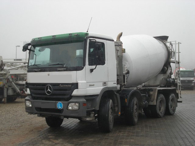 خلاط اسمنت Mercedes-Benz 3241 Intermix 9m³