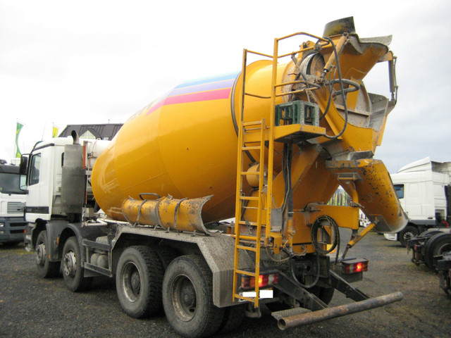 خلاط اسمنت مكعب متر 9 مان 35.440