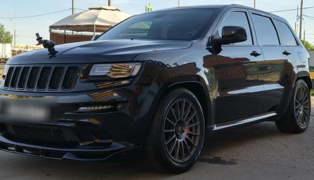 Jeep Cherokee Grand SRT8