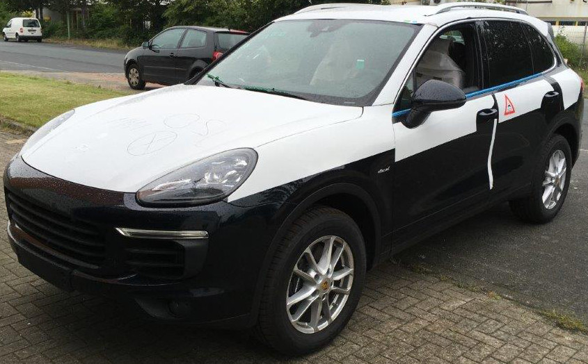 Porsche Cayenne V6/3,0l ديزل