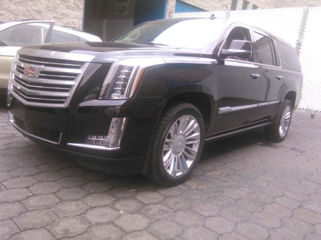 Cadillac Escalade  Platinum SUV