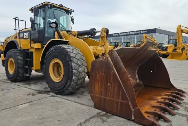 Caterpillar كاتربيلر 966M موديل 2019 للبيع – 12400 ساعة تشغيل | معدات ثقيلة مستعملة السعودية