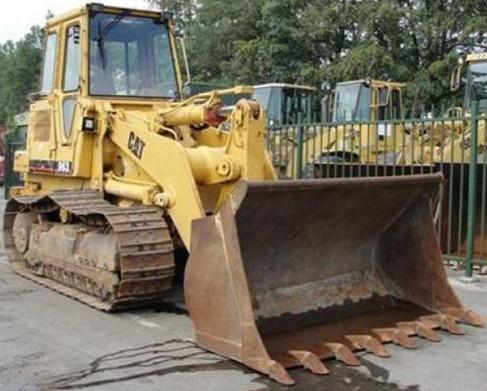 بلدوزر مجنزرة