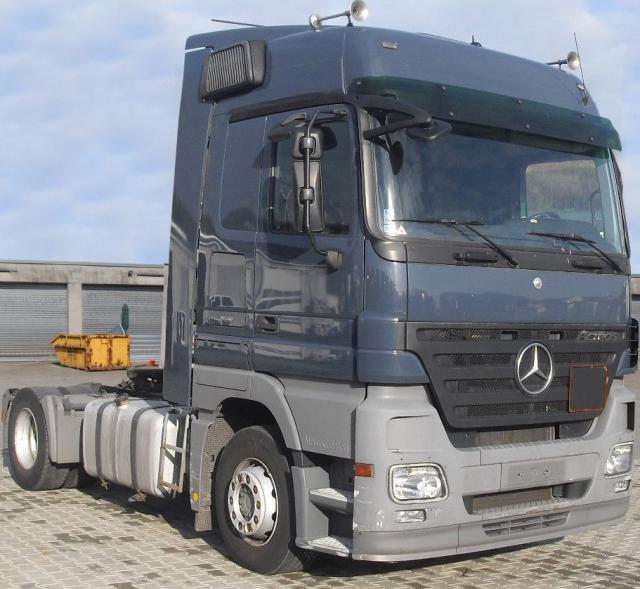 شاحنة اكتروس