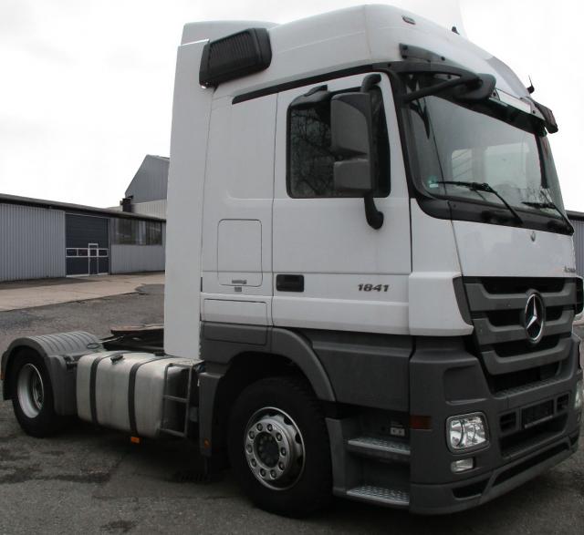 شاحنة اكتروس