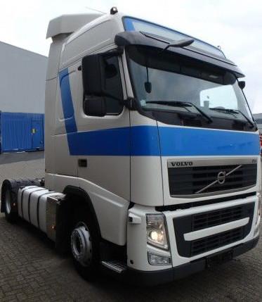 شاحنة فولفو