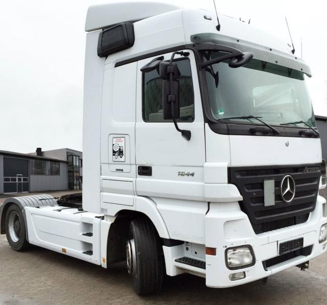 شاحنة اكتروس