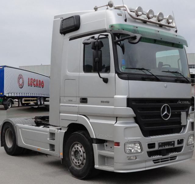 شاحنة اكتروس