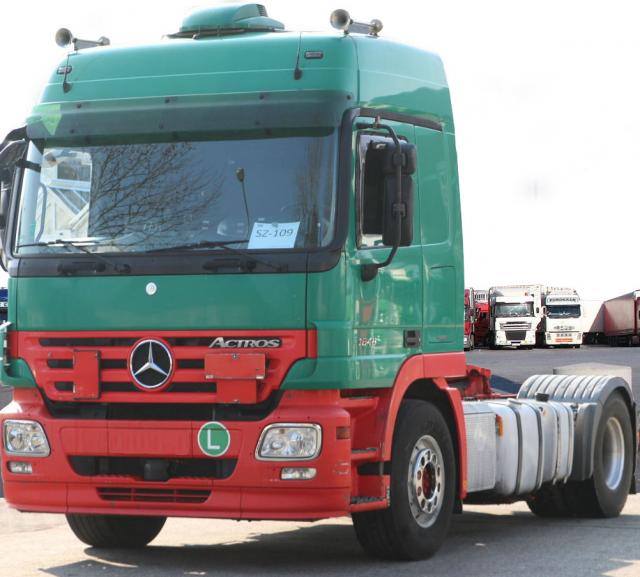 شاحنة اكتروس