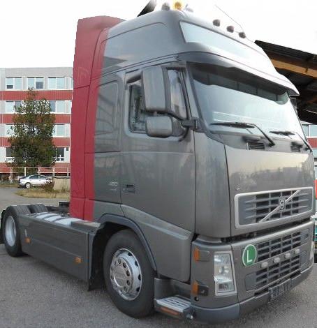 شاحنة فولفو