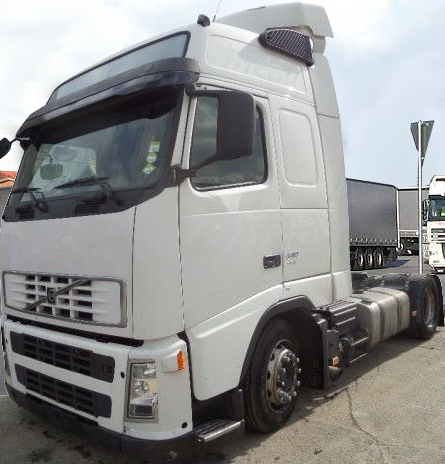 شاحنة فولفو x2