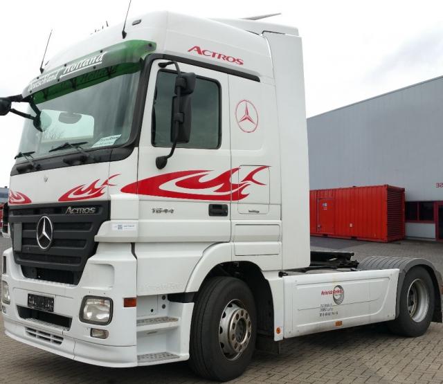 شاحنة اكتروس