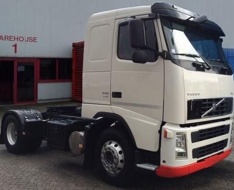 شاحنة فولفو