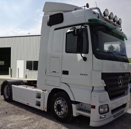 شاحنة اكتروس