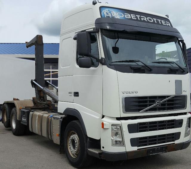 شاحنة فولفو