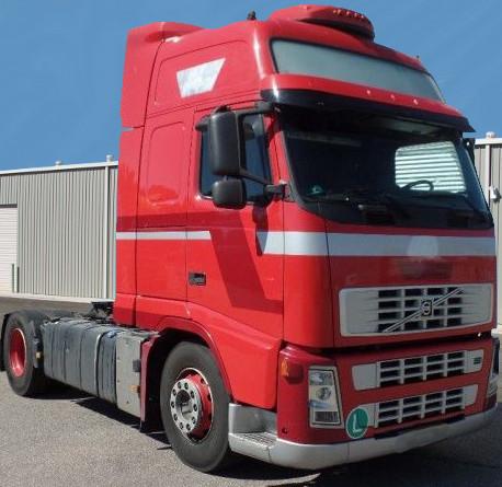 شاحنة فولفو