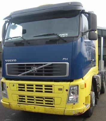 شاحنة فولفو