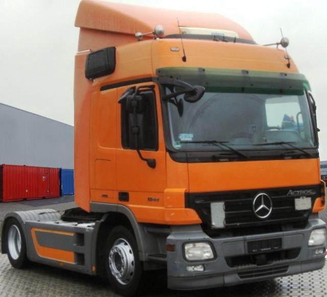 شاحنة اكتروس