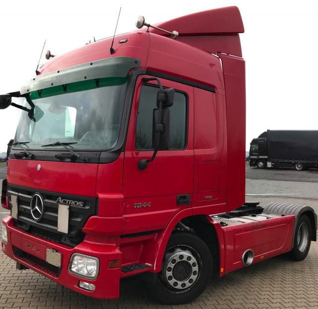 شاحنة اكتروس