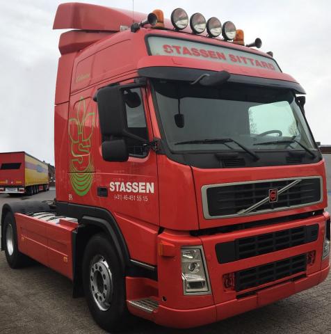 شاحنة فولفو