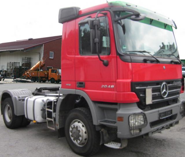 شاحنة اكتروس 4×4