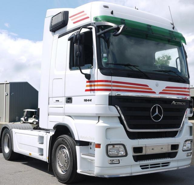 شاحنة اكتروس