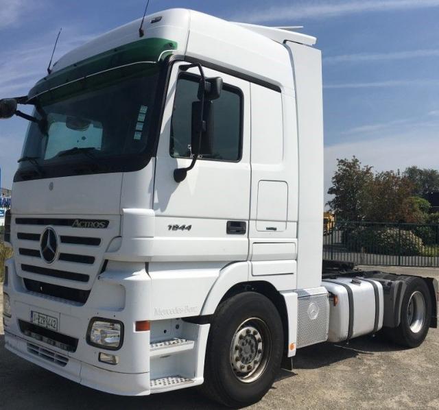 شاحنة اكتروس