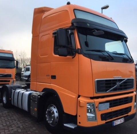 شاحنة فولفو