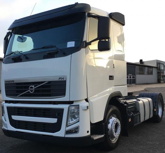 شاحنة فولفو