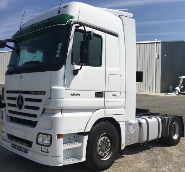 شاحنة اكتروس