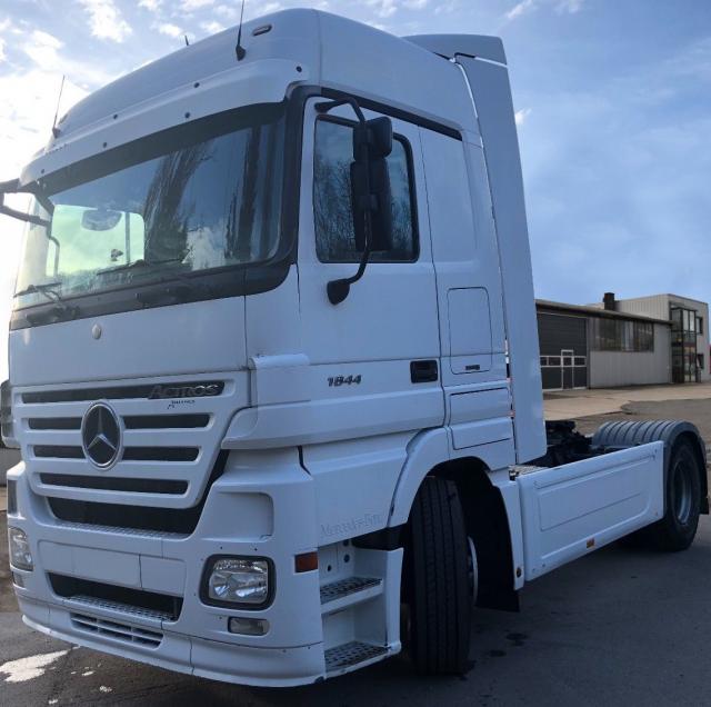 شاحنة اكتروس