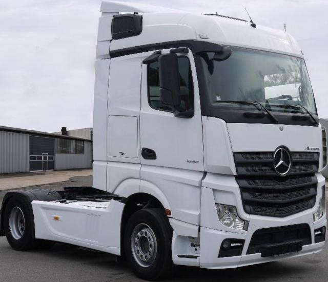 شاحنة اكتروس