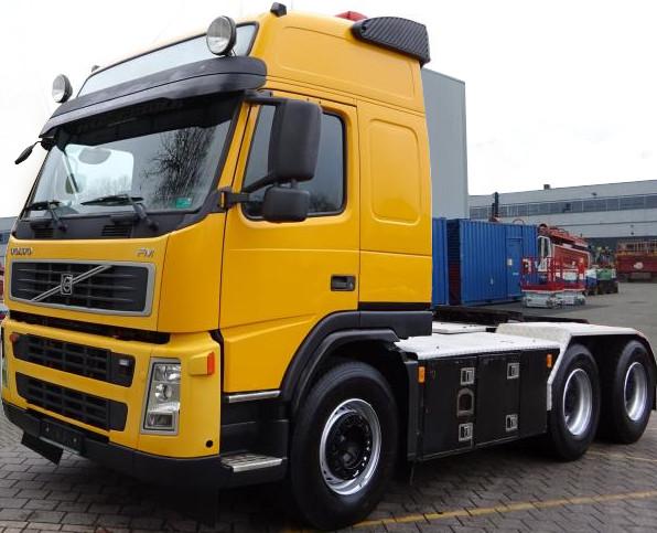 شاحنة فولفو