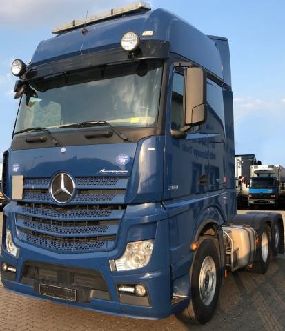 شاحنة اكتروس