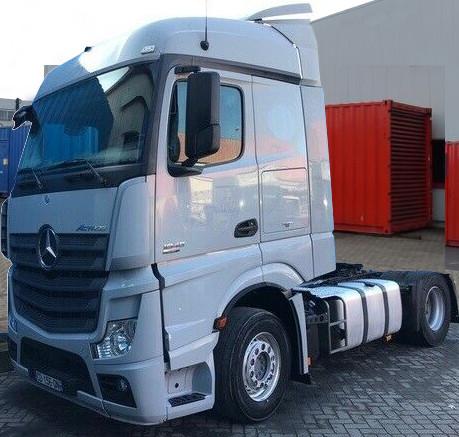 شاحنة اكتروس  عدد 10 شاحنات