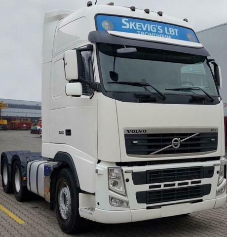 شاحنة فولفو