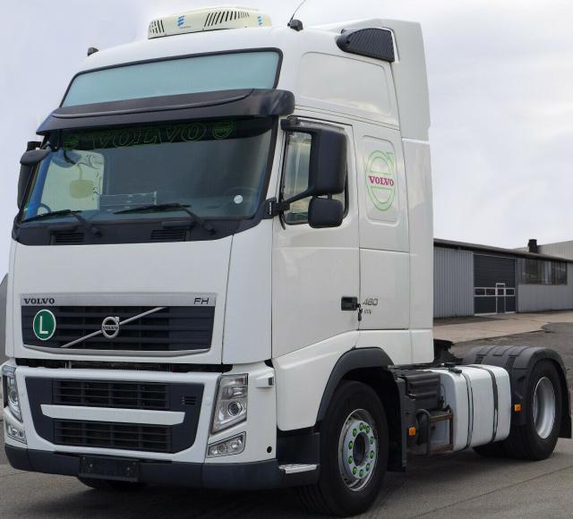 شاحنة فولفو