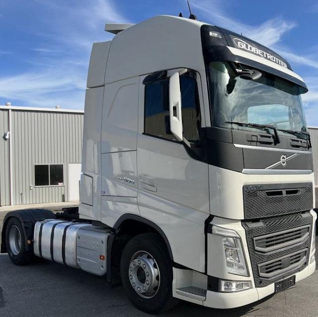 فولفو شاحنة