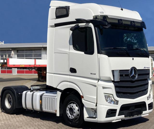 شاحنة اكتروس