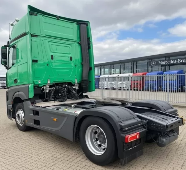 شاحنة اكتروس