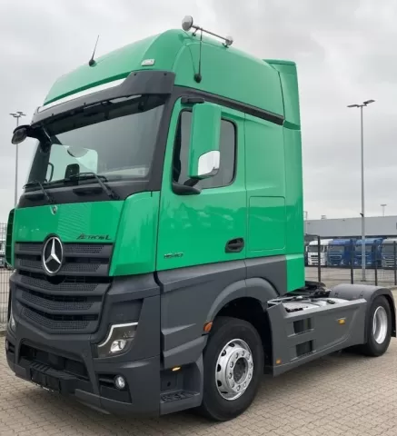 شاحنة اكتروس