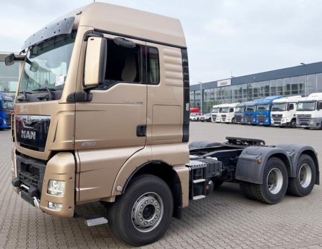 MAN TGX 33.580 شاسيه تريلا سست كامل موديل 2020 للبيع في ألمانيا | تصدير للخليج
