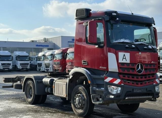 مرسيدس أروكس 2043 رأس قاطرة 4×4 ست كامل موديل 2021