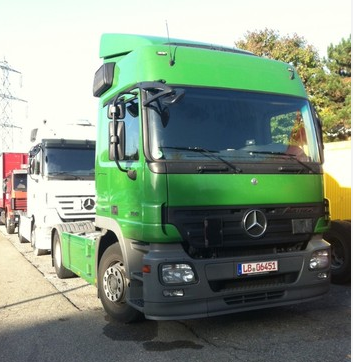 204 مرسيدس بنز Actros 1841