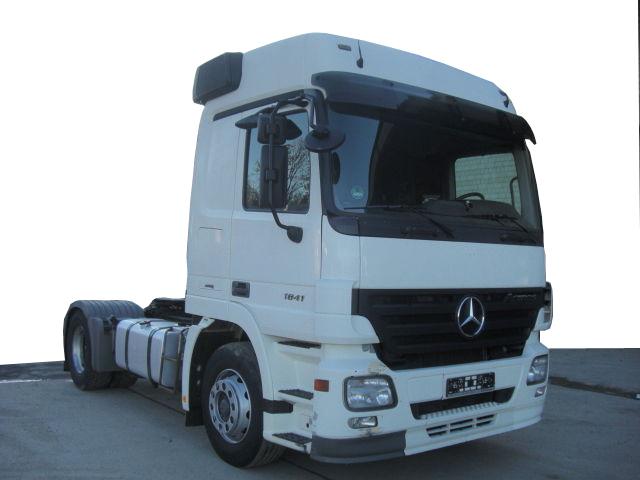 العدد شاحنتين ميجا