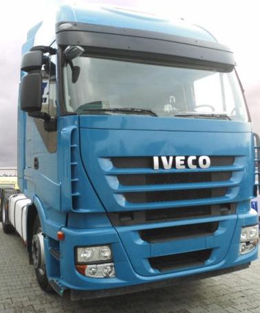 العدد سبع شاحنات